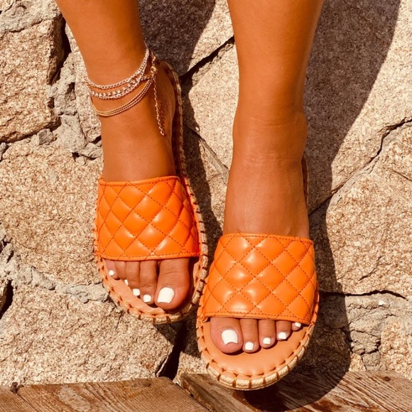 Orange Flats - Picture 3 of 3